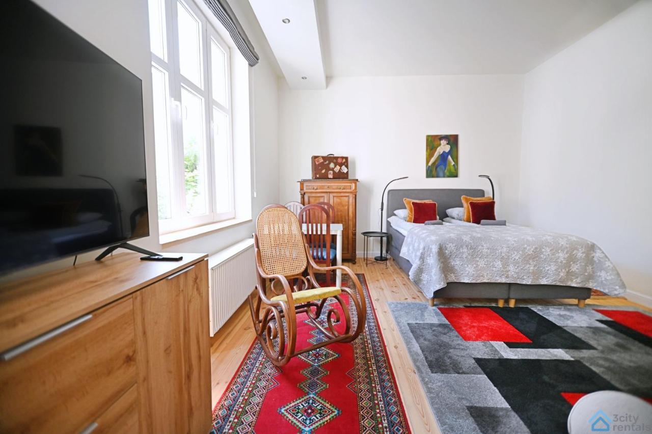 Beige And Red 3City Studio In Sopot With Outdoor Parking By Noclegi Renters 外观 照片
